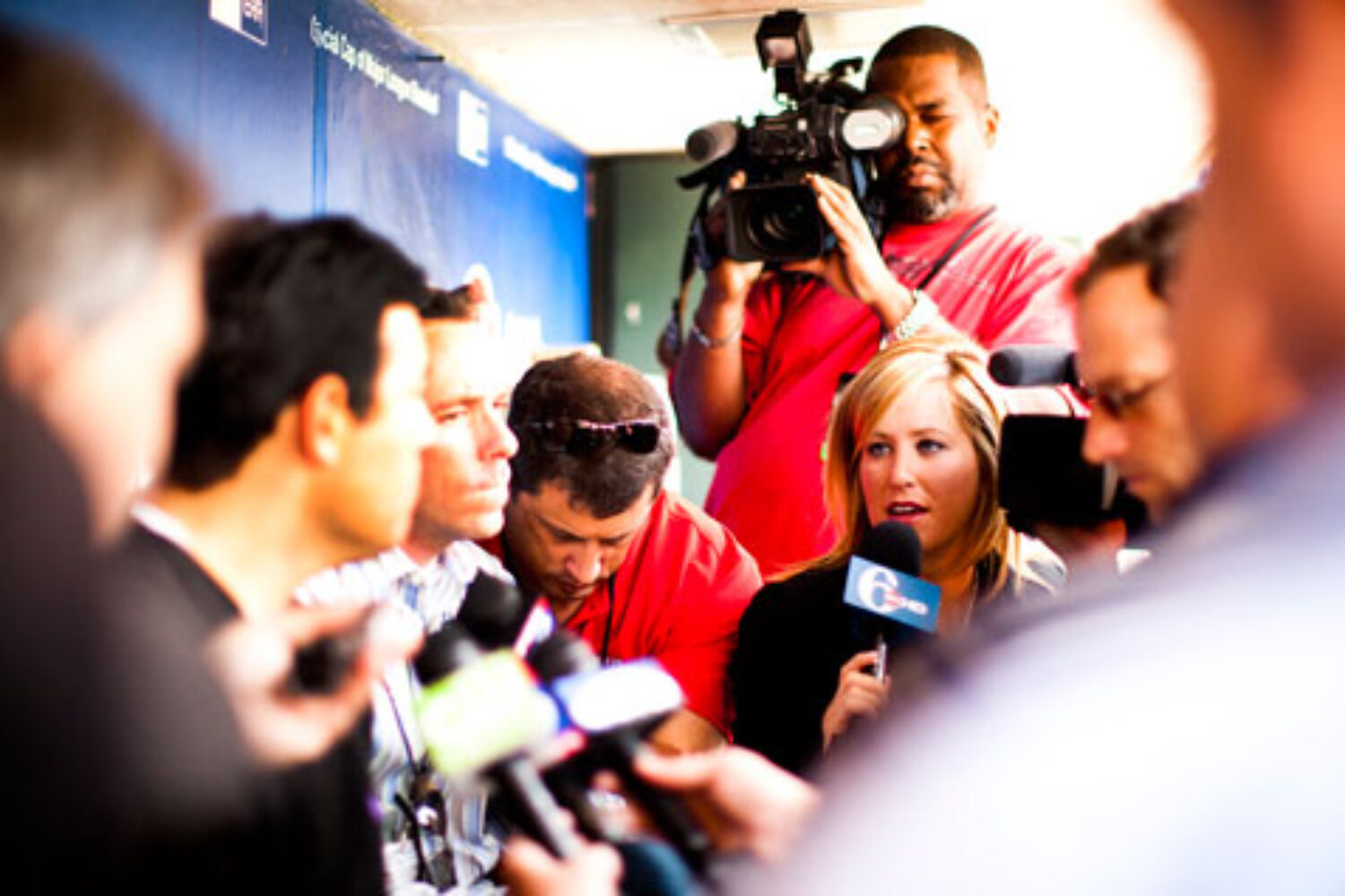 sports broadcasting contracts in Canada